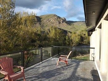 Noble House Suites B&B Ґранд-Форкс Екстер'єр фото